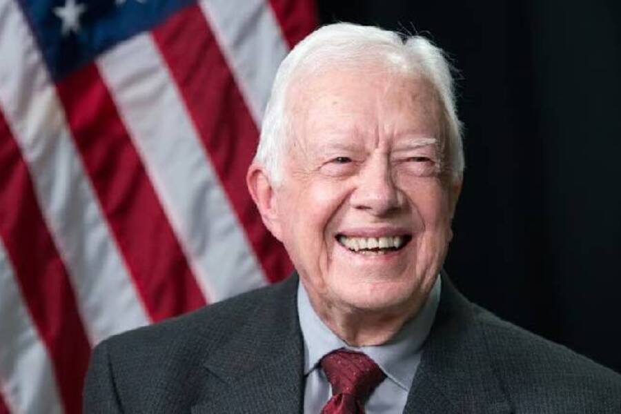 Biden praises Jimmy Carter as example of simple decency
